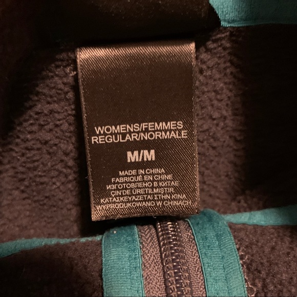 The North Face Zip up Sweater - Picture 3 of 7